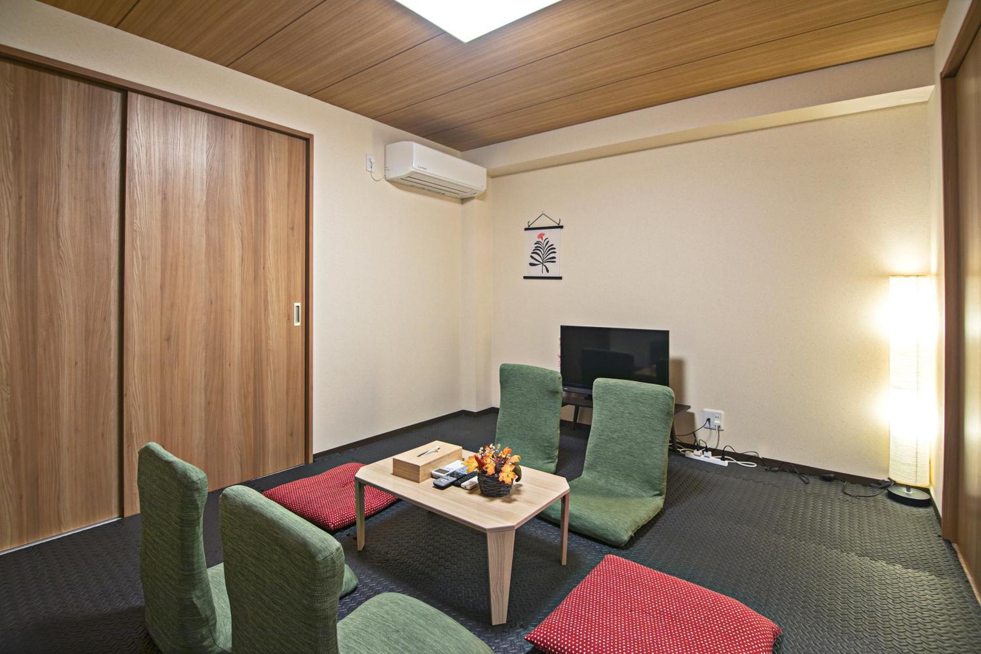 Appartement 山house中津 最大10人 中津駅まで徒歩6分 梅田まで電車4分行ける！　 à Ōsaka Extérieur photo
