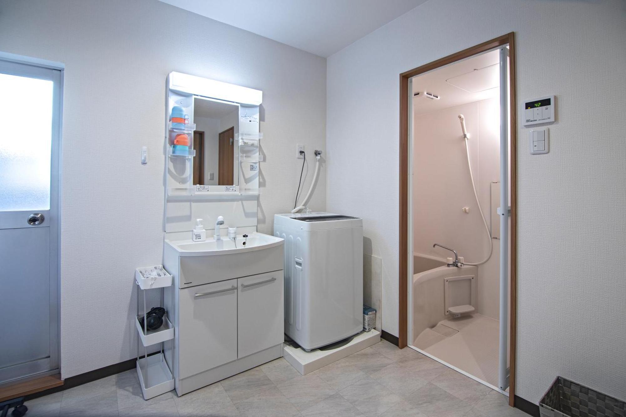 Appartement 山house中津 最大10人 中津駅まで徒歩6分 梅田まで電車4分行ける！　 à Ōsaka Extérieur photo