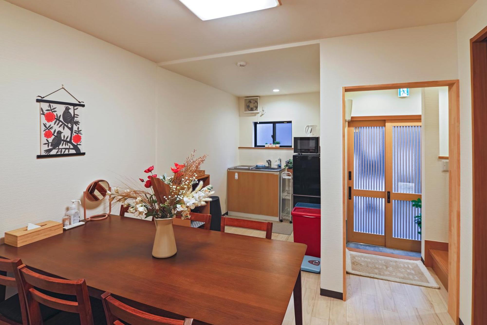 Appartement 山house中津 最大10人 中津駅まで徒歩6分 梅田まで電車4分行ける！　 à Ōsaka Extérieur photo